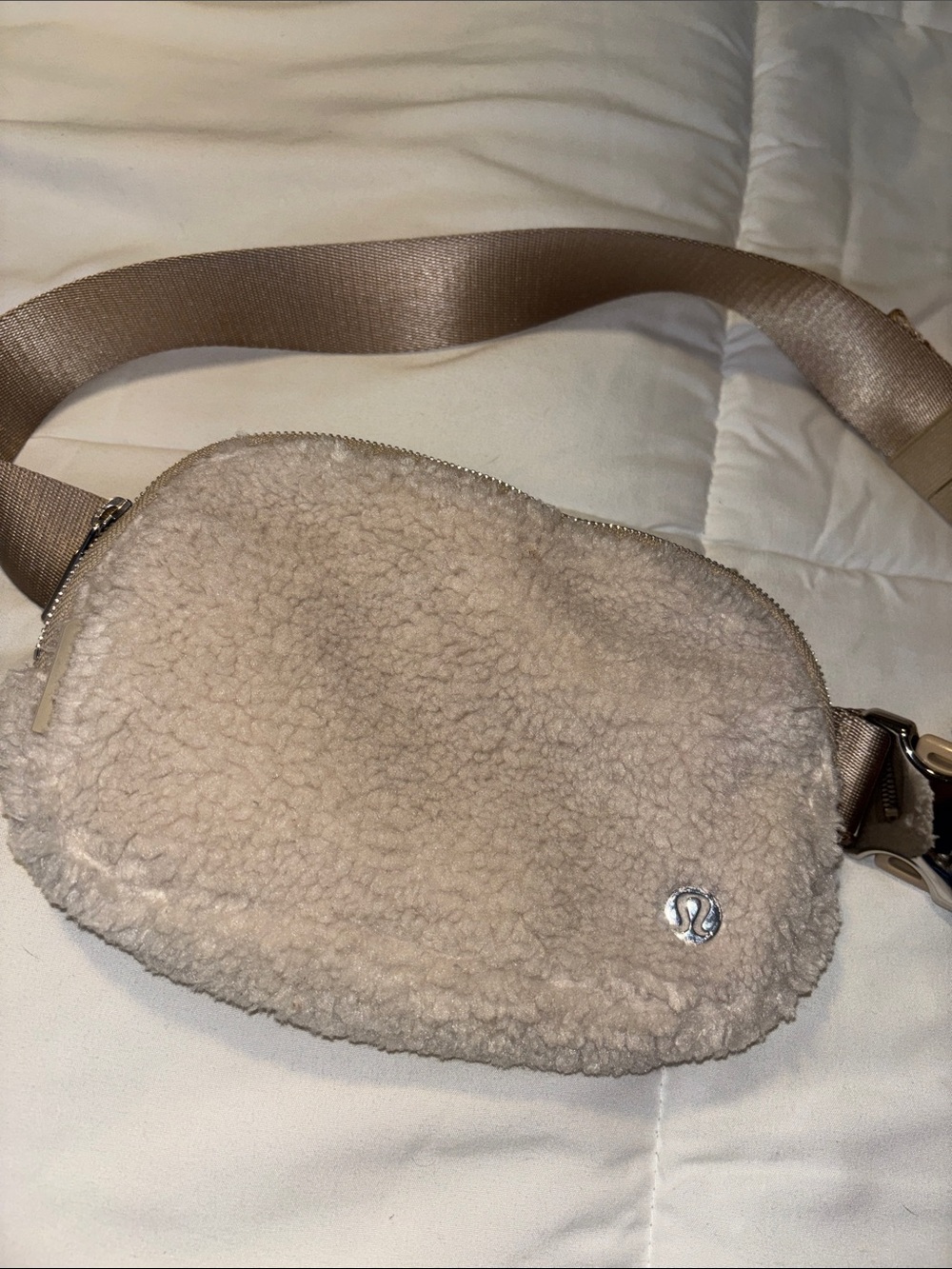 lululemon beige shearling-look belt bag interior